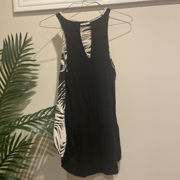 Vacation top - Picture 2 of 2